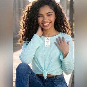 $7 sale Hippie Rose Juniors Knot Front Ribbed Top size M, or L